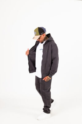 RetrofitWinterDrop26-411